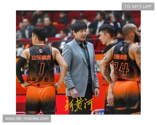 山东男篮如愿挺进季后赛面对北控仍需保持专注全力冲击佳绩争突破 山东男篮如愿挺进季后赛面对北控仍需保持专注全力冲击佳绩争突破